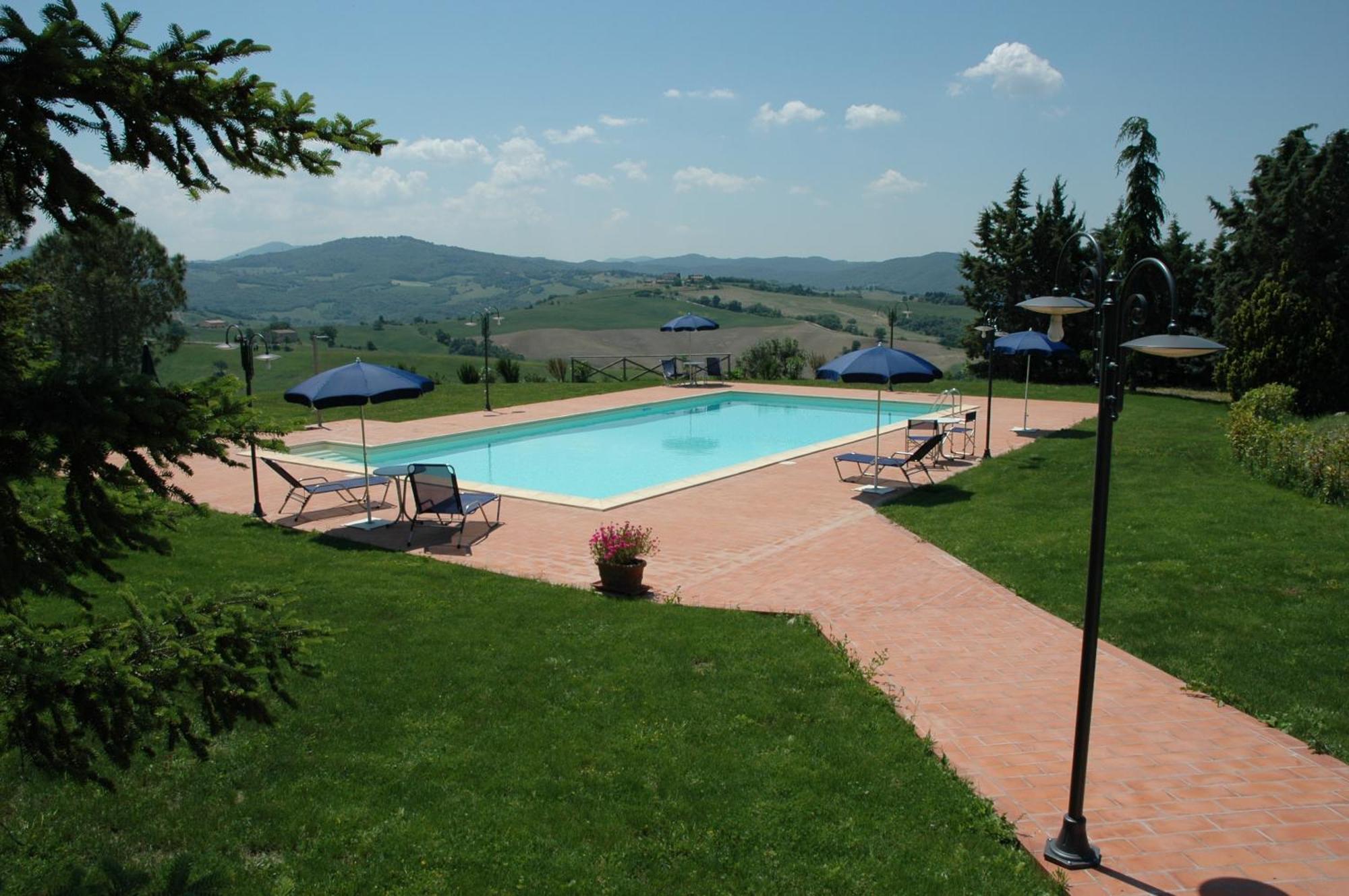 Agriturismo L'Imposto โปมารันเช ภายนอก รูปภาพ