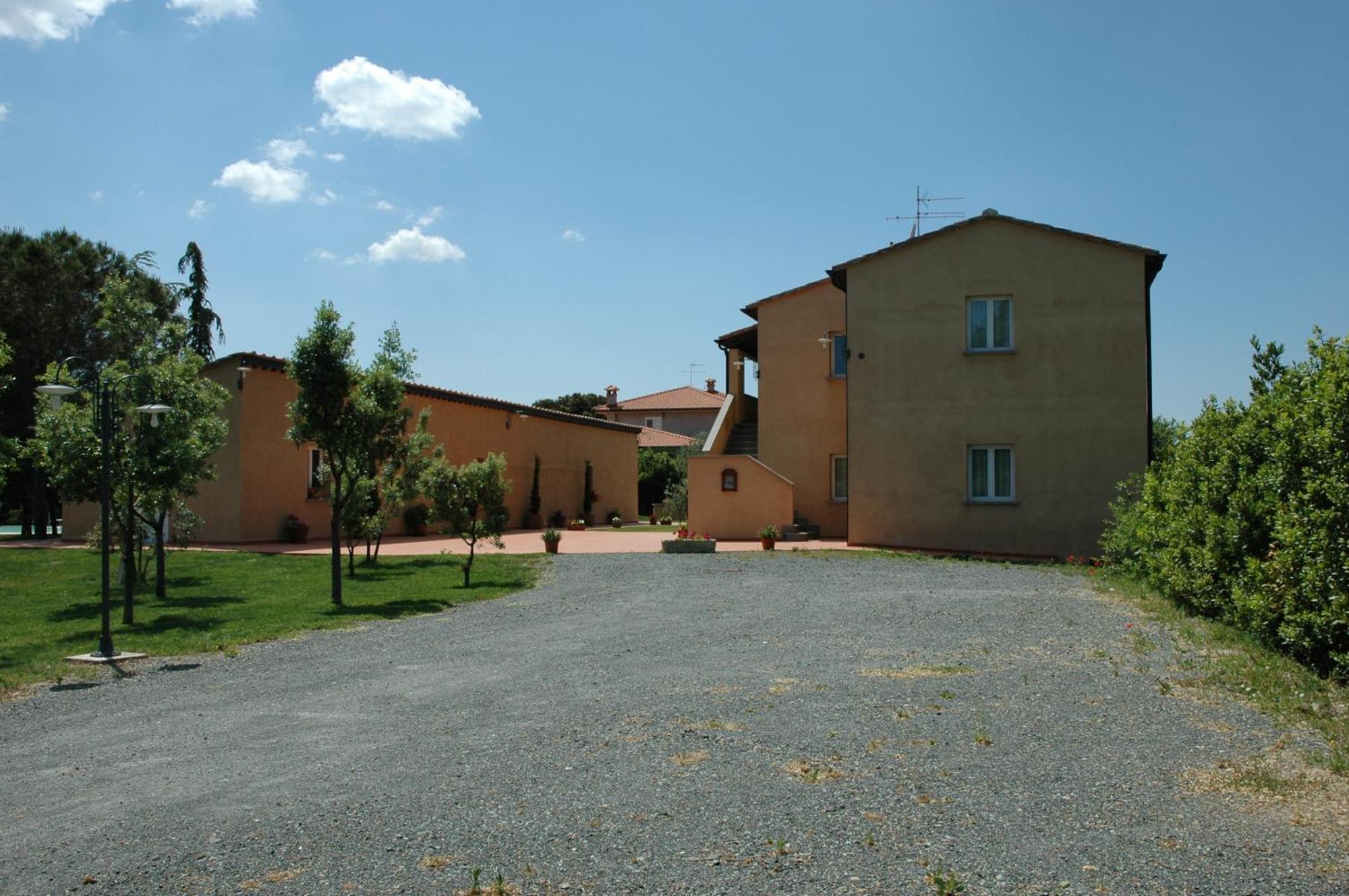 Agriturismo L'Imposto โปมารันเช ภายนอก รูปภาพ