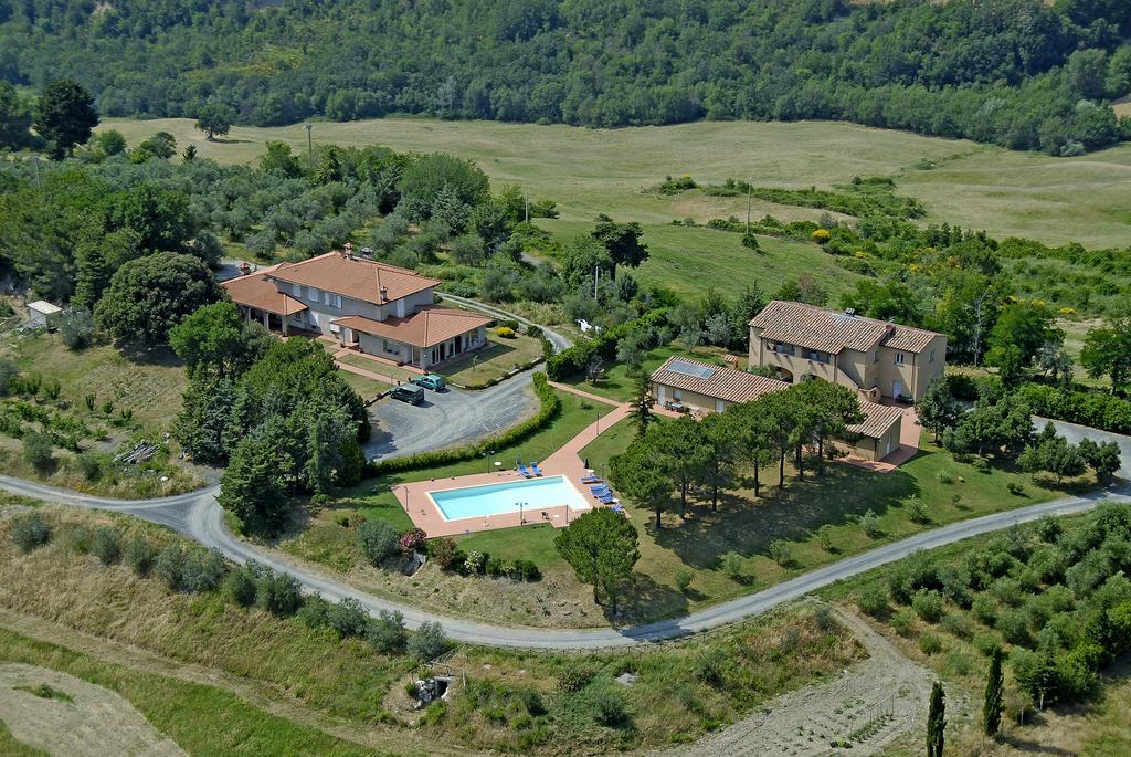 Agriturismo L'Imposto โปมารันเช ภายนอก รูปภาพ