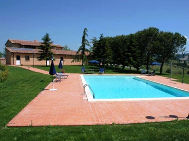Agriturismo L'Imposto โปมารันเช ภายนอก รูปภาพ